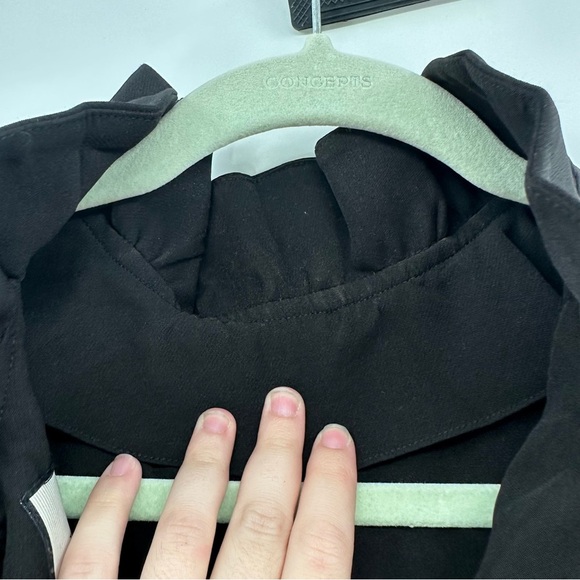 TUCKERNUCK Black Faye Blouse Size XXL Ruffle Neck Classic Staple - Picture 7 of 7